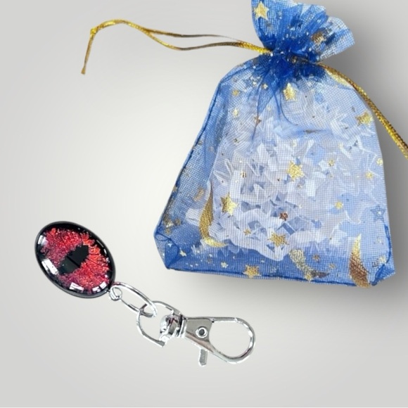 𝑯𝒂𝒏𝒅𝒎𝒂𝒅𝒆 Orange/Red Dragon Eye Keychain w/Gift Bag - Picture 2 of 9
